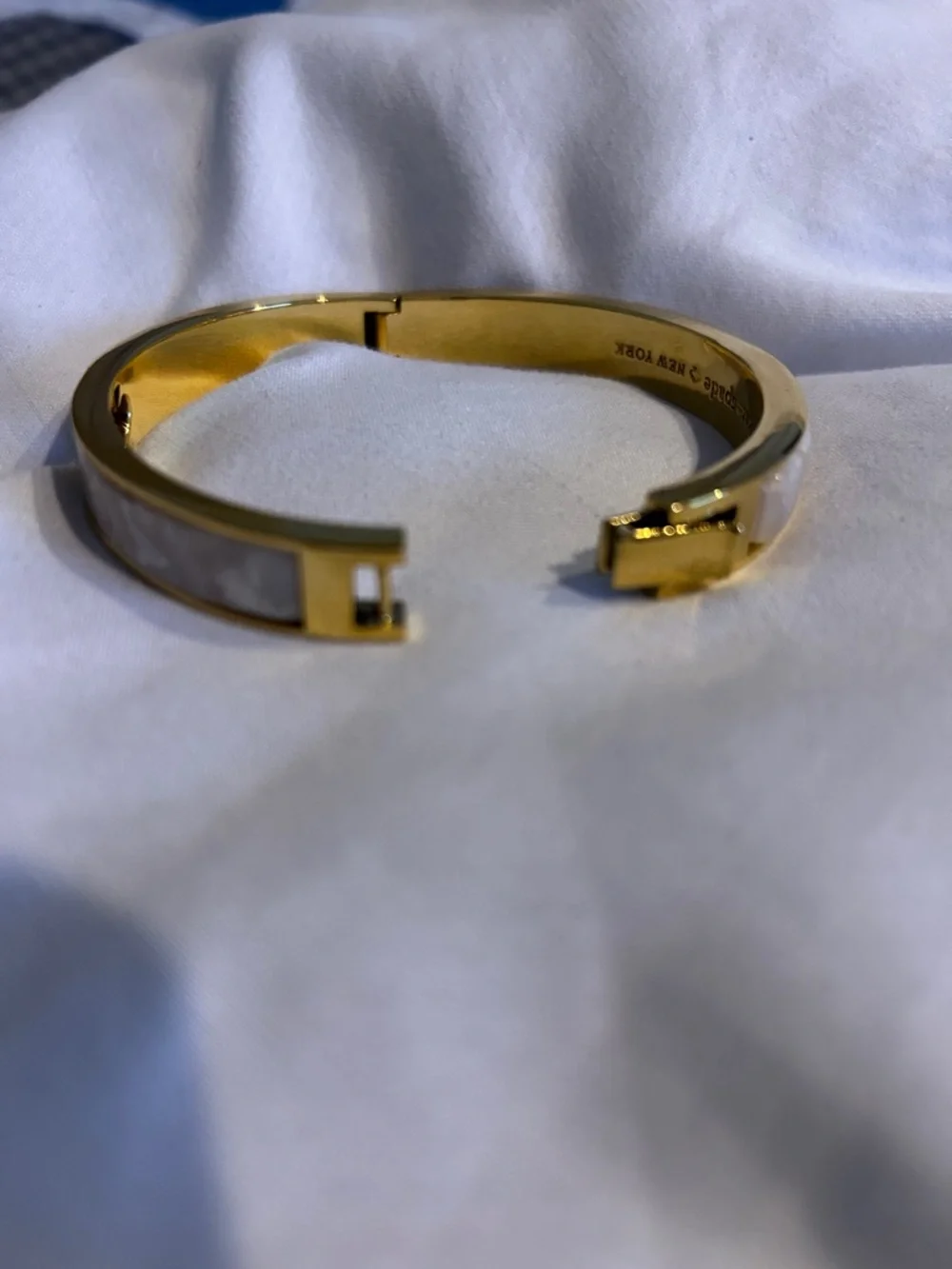 kate spade Gold-tone Bangle White Mother-of-Pearl sophisticated dainty cute - Picture 8 of 10